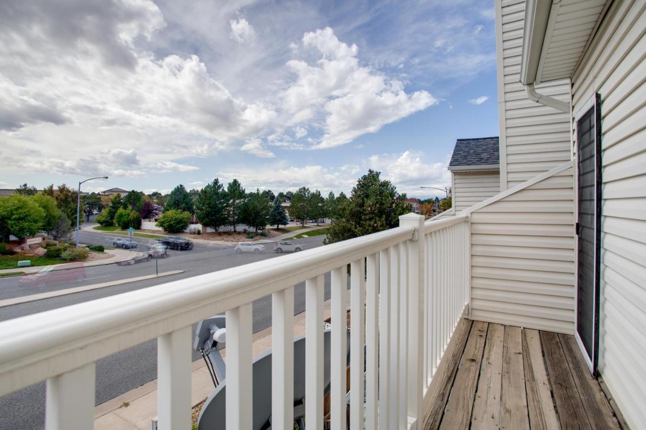 Aurora Home With Balcony 18 Mi To Downtown Denver! Luaran gambar