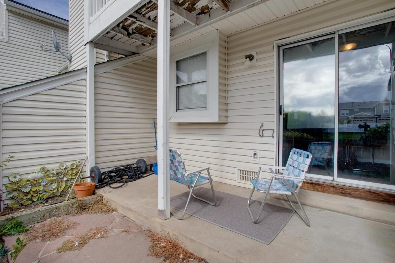 Aurora Home With Balcony 18 Mi To Downtown Denver! Luaran gambar